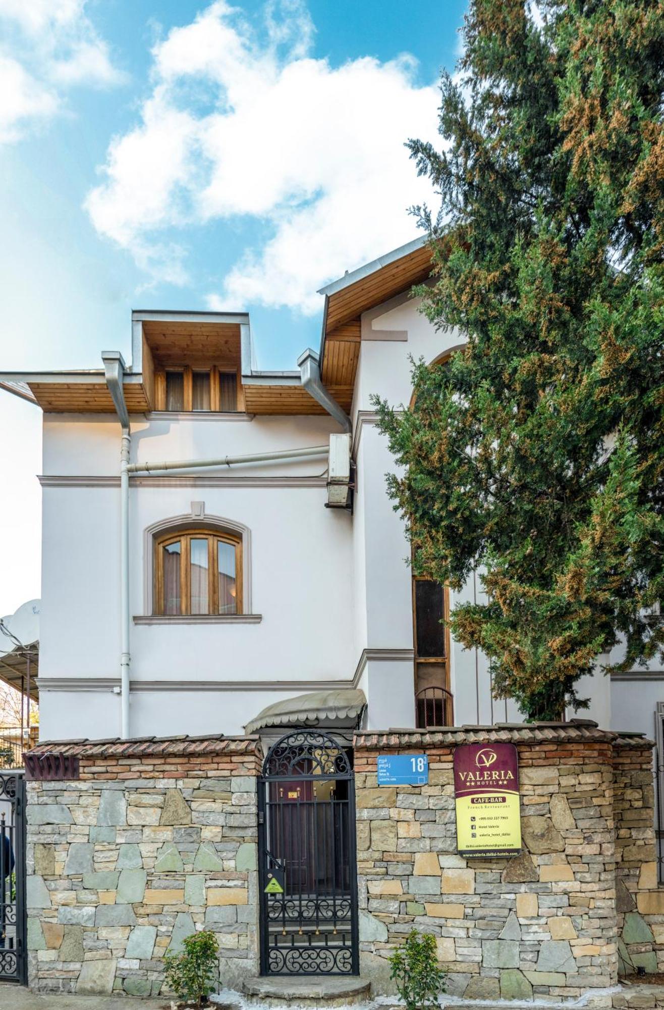 Valeria Hotel Tbilisi Esterno foto
