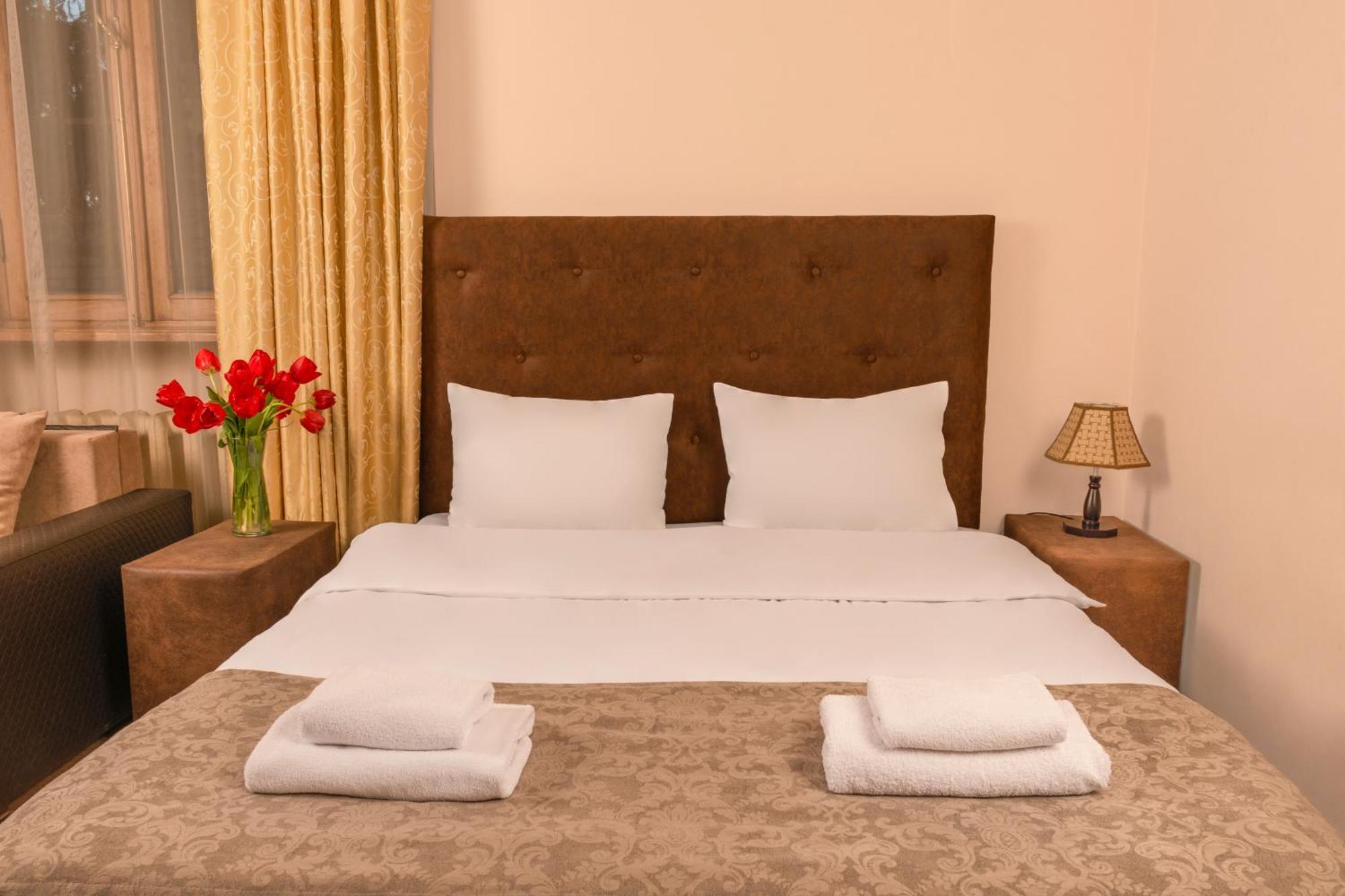 Valeria Hotel Tbilisi Esterno foto