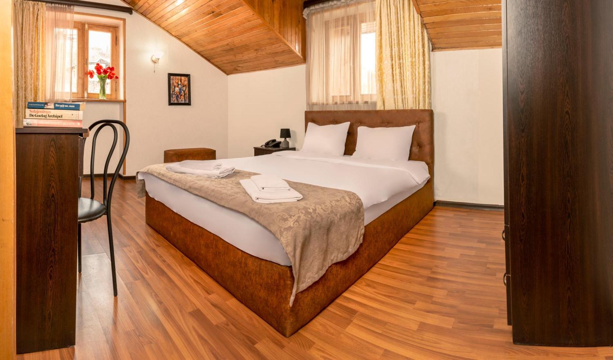 Valeria Hotel Tbilisi Esterno foto